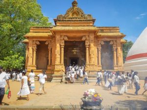 Kelaniya Buddhist temple in Colombo with Ramayana link